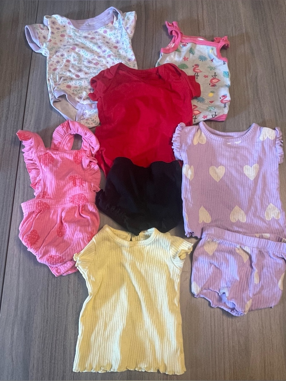 0-3M Baby Girl Clothing Lot (8 Pieces) – Romper, Bodysuits, & Matching Sets